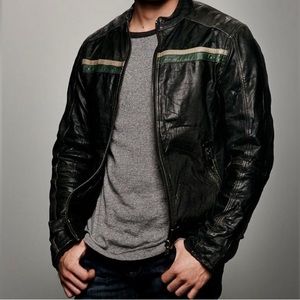 Men’s Genuine Danier Leather Bomber Jacket Size XL